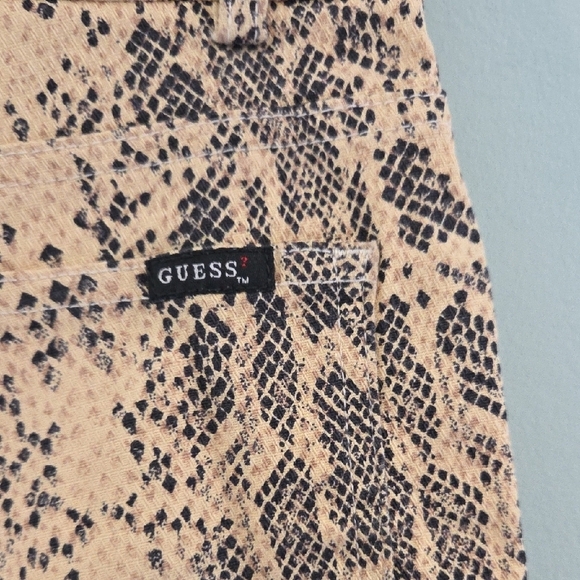 Guess Jeans Shorts Made In The USA Tan and Black Snakeskin Pattern Size 30 - Picture 7 of 13